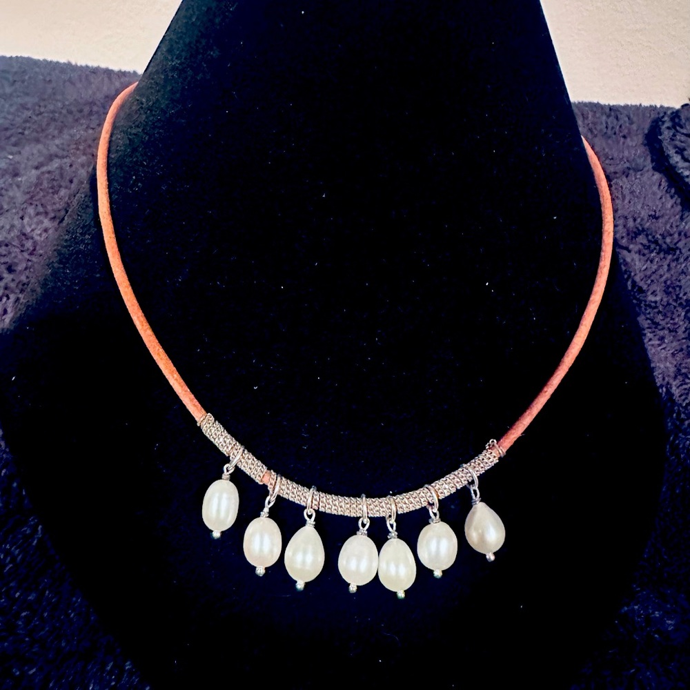 Silpada retired Pearls on Leather